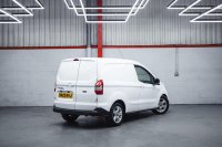 FORD TRANSIT COURIER